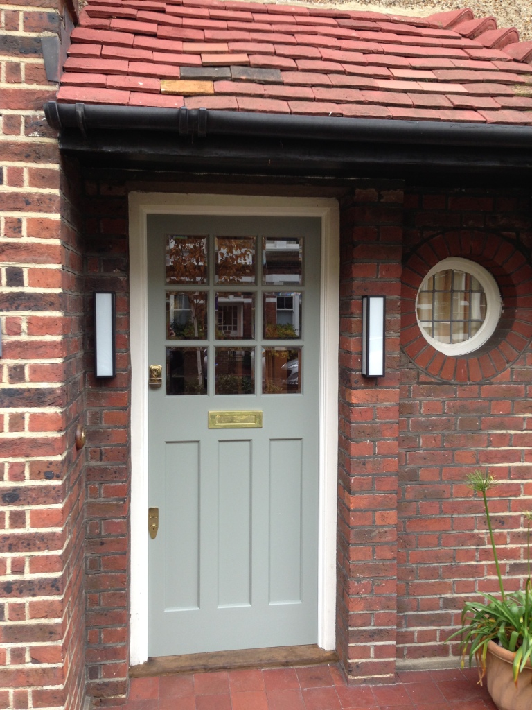 We can create and design a wide range of sEdwardian front doors to complement the aesthetics of your home.